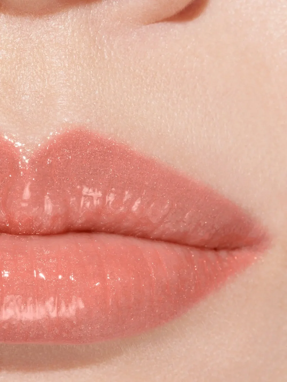 CHANEL ROUGE COCO BAUME SHINE in 752 Honey Bliss full size